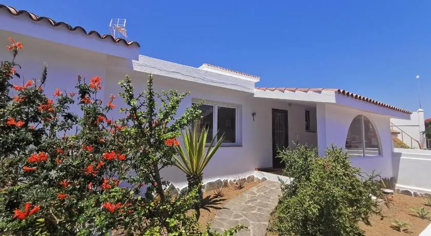Martha's Holiday Home - Image 1