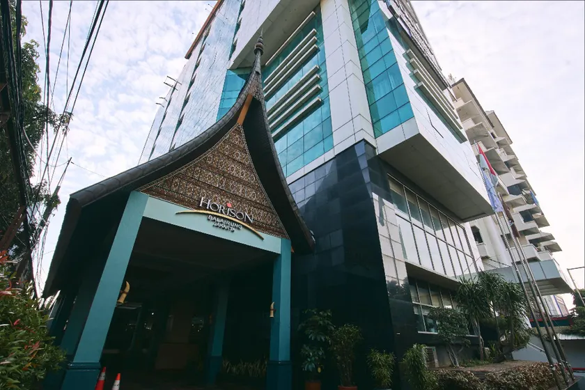 Hotel Balairung Jakarta - Image 1