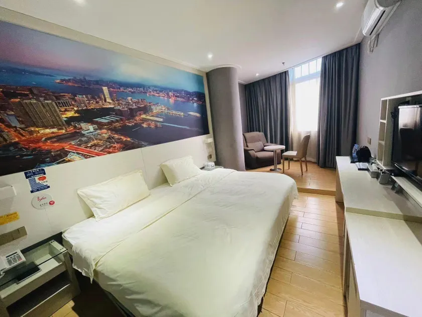 Xin Fa Theme Hotel - Image 1