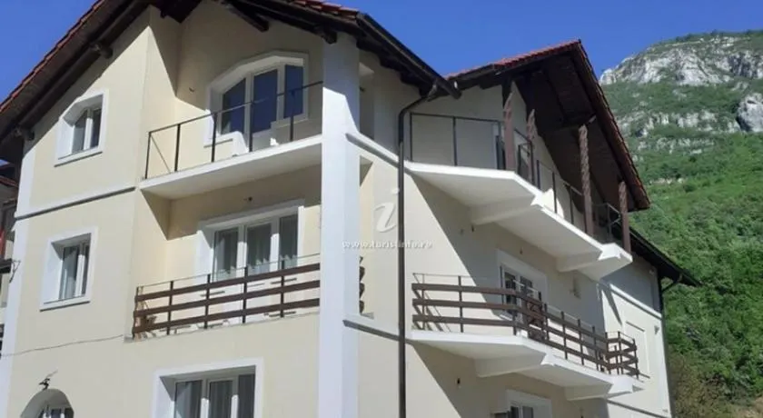 Casa Astoria - Image 1