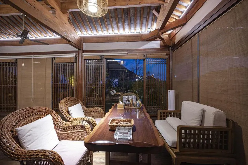 Yuanfangdejia Guesthouse - Image 1