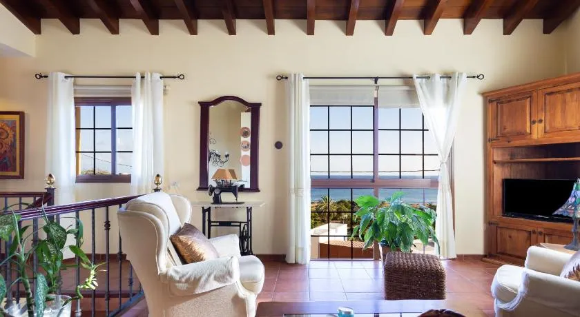 Casa Bora - Image 1