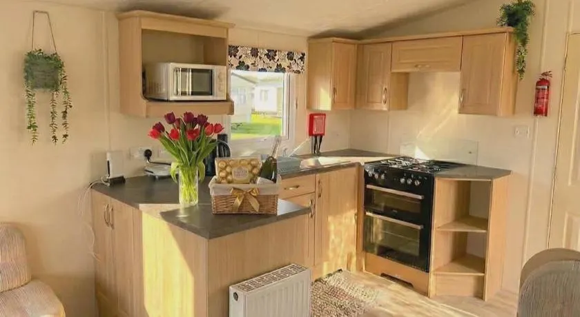North Wales Coastal Stay - Image 1