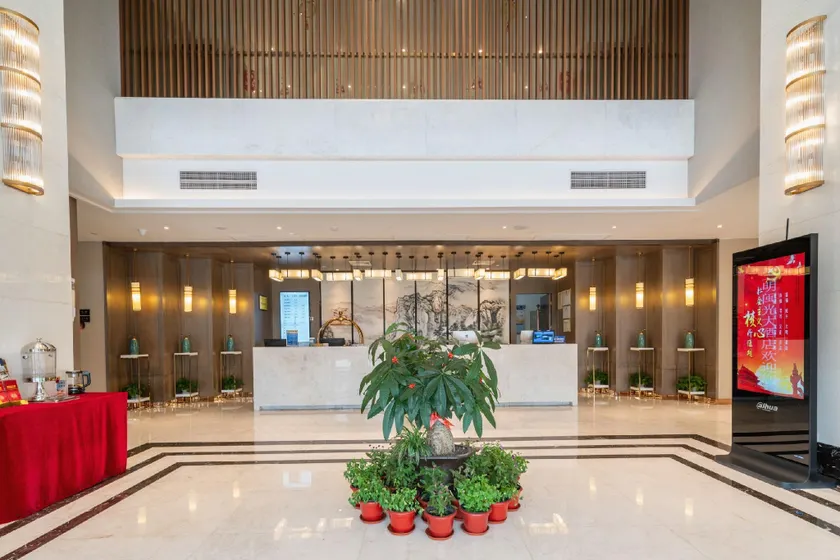 Minguang Hotel - Image 1