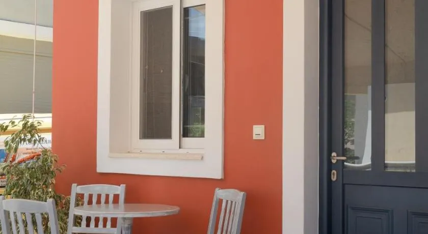 John&Effie's Studio - Image 1