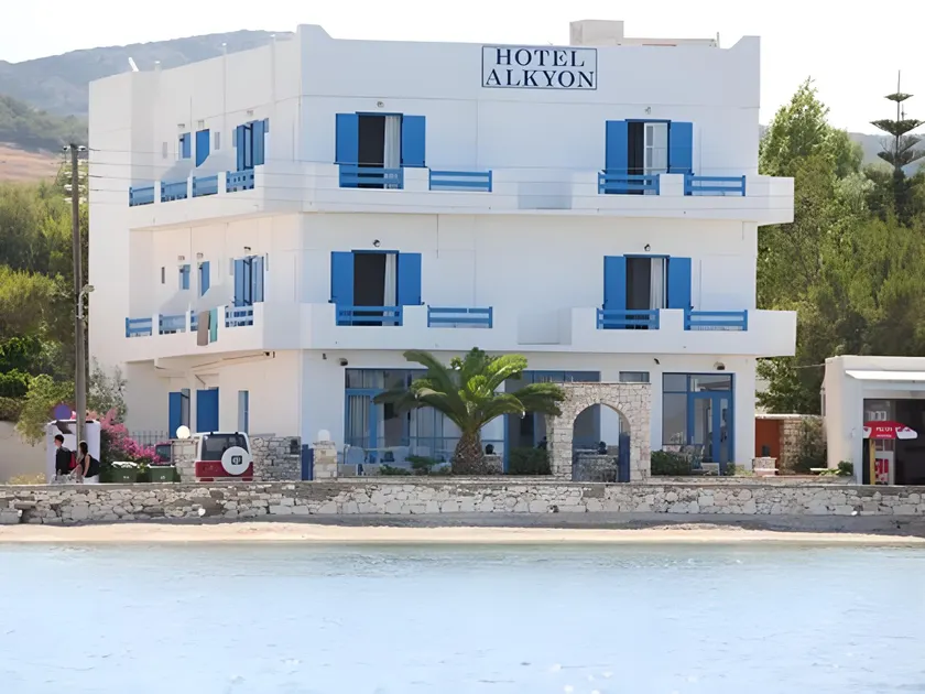 Alkyon Hotel - Image 1