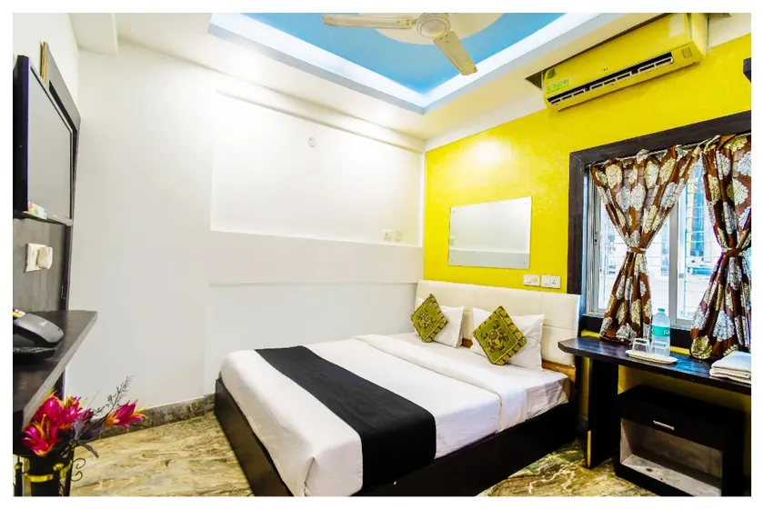 Goroomgo Puja Residency Kolkata - Image 1