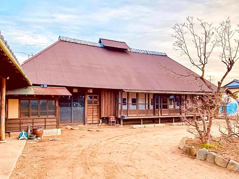 GAMP HOUSE 築300年 古民家ホステル 300 Year Old Farmhouse Hostel - Image 1