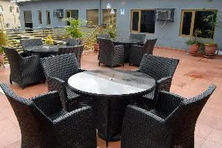 Kings Celia Hotel & Suites - Image 1