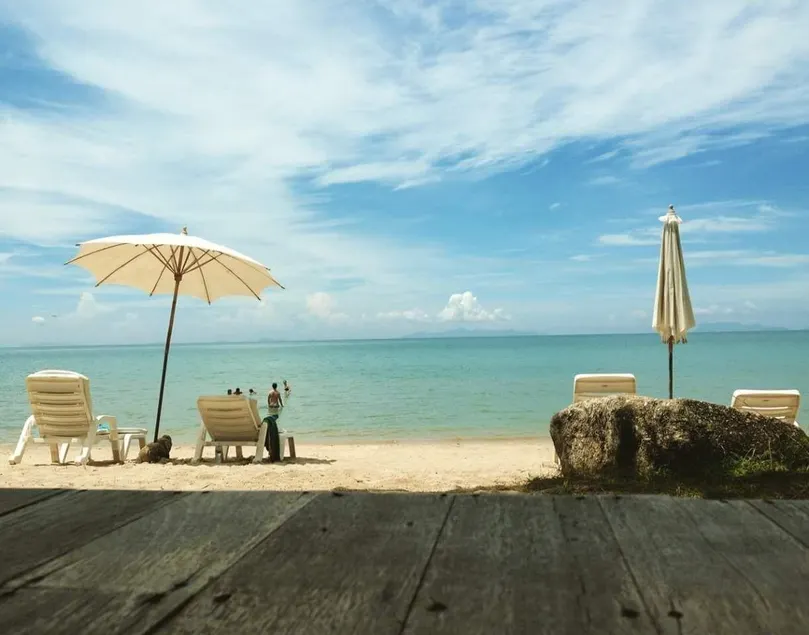 Lipa Lodge Beach Resort - Image 1