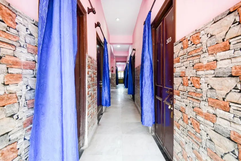 Hotel O Mamoni Guest House - Image 1