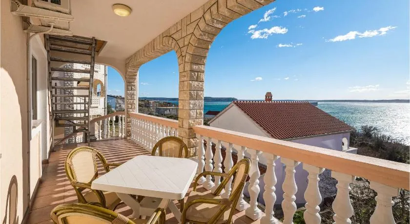 2 Bedroom Nice Apartment In Rtina - Image 1