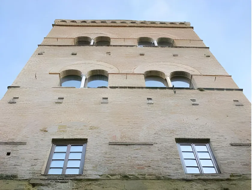 La Torre Nomipesciolini - Image 1