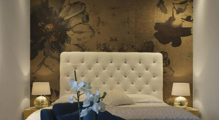 TiAMo Modern Design Guest House - Image 1