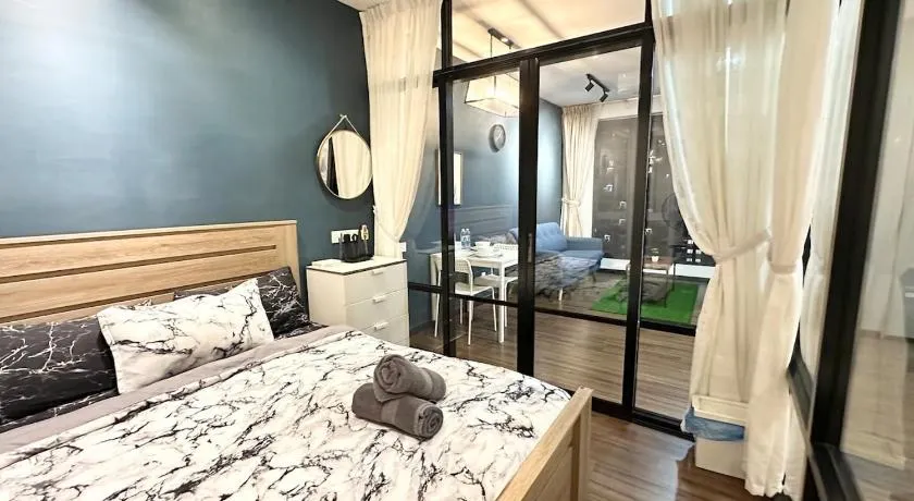 Silksky - Modern Design, Awesome City View, Free Parking, Free Netflix account, 200mbps WIFI, Privacy, - Image 1