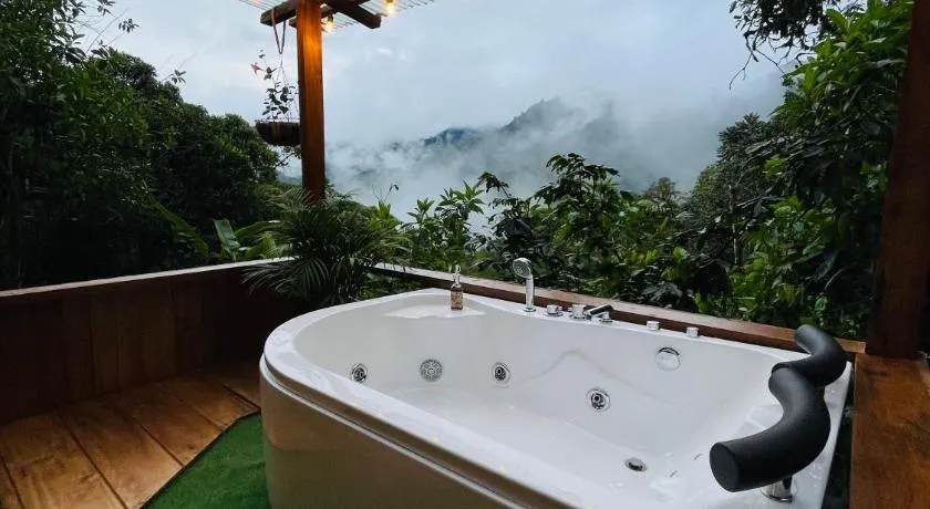 Eden Treehouse - Image 1