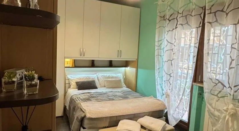 Lili's House - Image 1