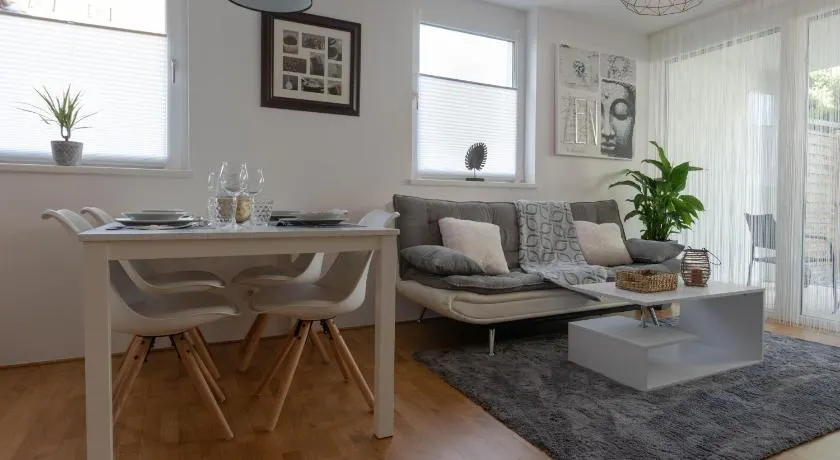 Apartment Mama Lisa - Image 1