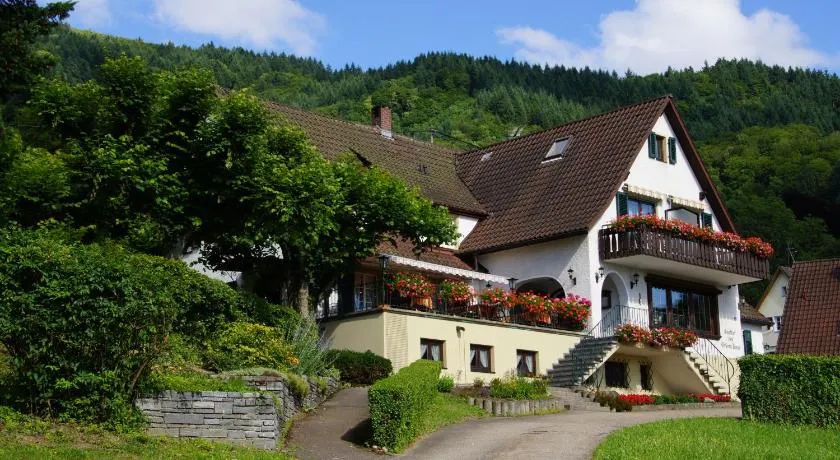 Landgasthof Grüner Baum - Image 1