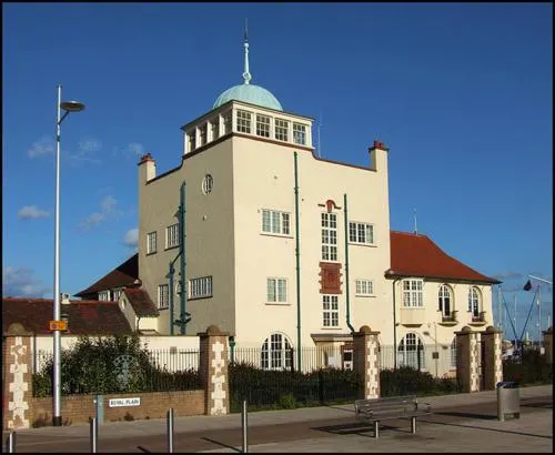 Royal Norfolk & Suffolk Yacht Club - Image 1