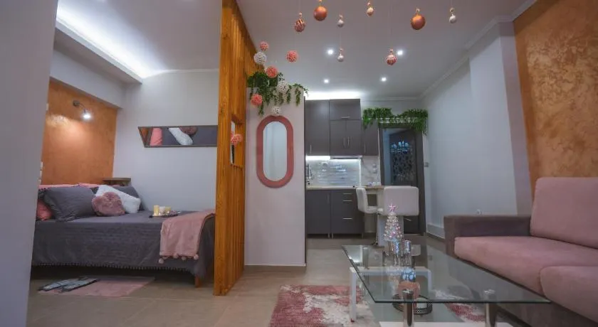 Tinas Studio - Image 1