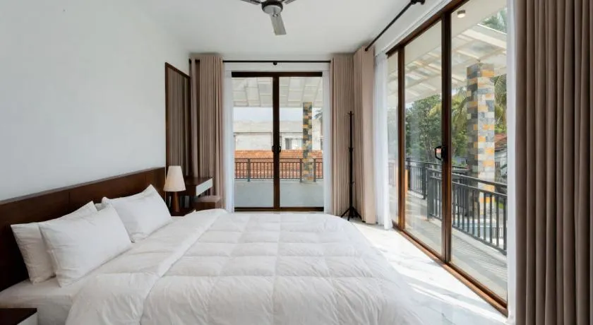 Peak Heaven Apartments - Image 1
