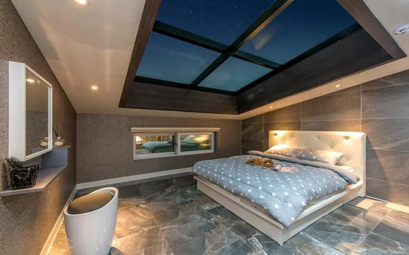 Namhae Rabyeol Pool Villa - Image 1