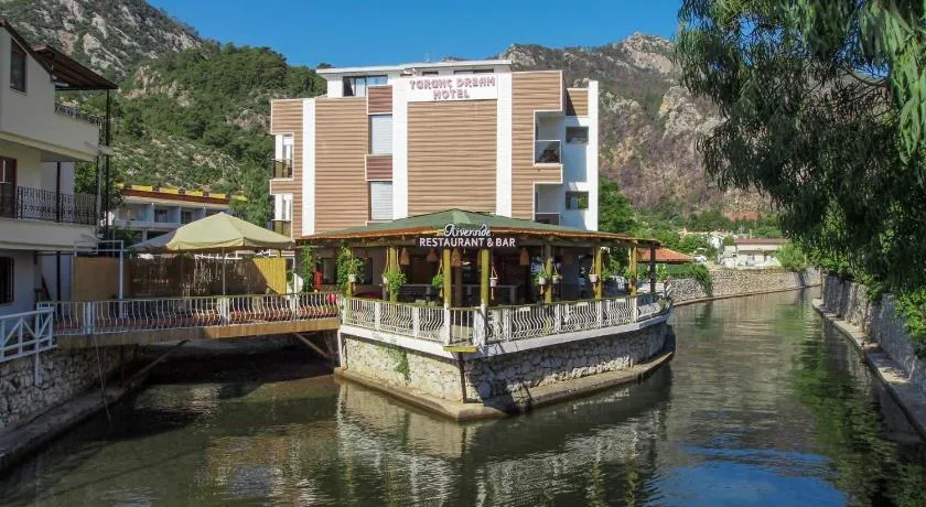 TURUNÇ DREAM HOTEL - Image 1