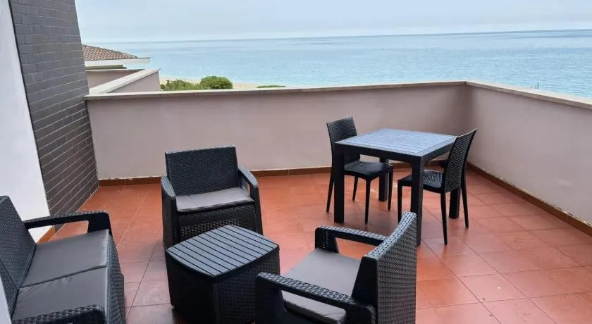Vista D' Amare - Image 1