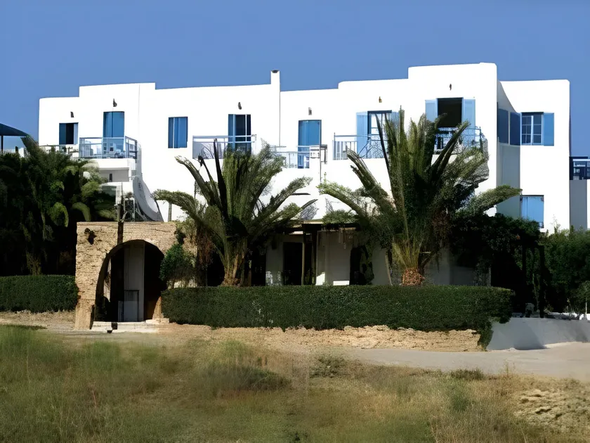 Dilino Hotel Studios - Image 1
