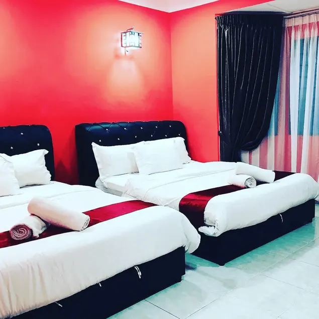 4BR Landed House Bandar Baru Bangi - All bedrooms AC, Wi-Fi - Image 1