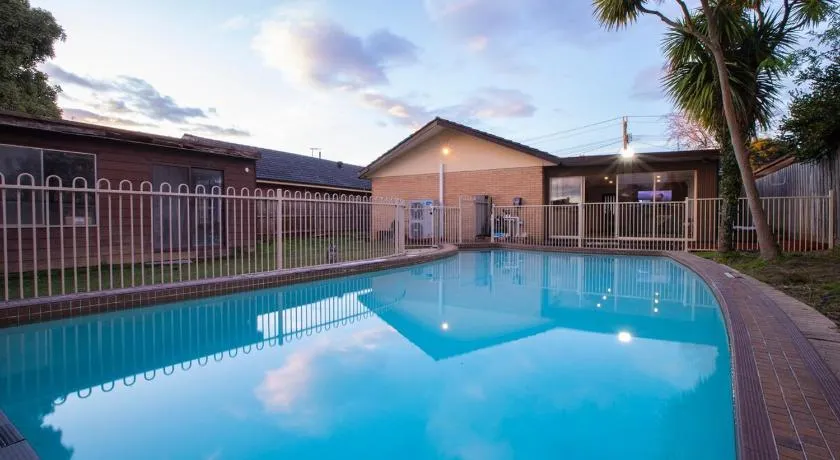 Pool, Games & fun - Family Retreat! - Image 1