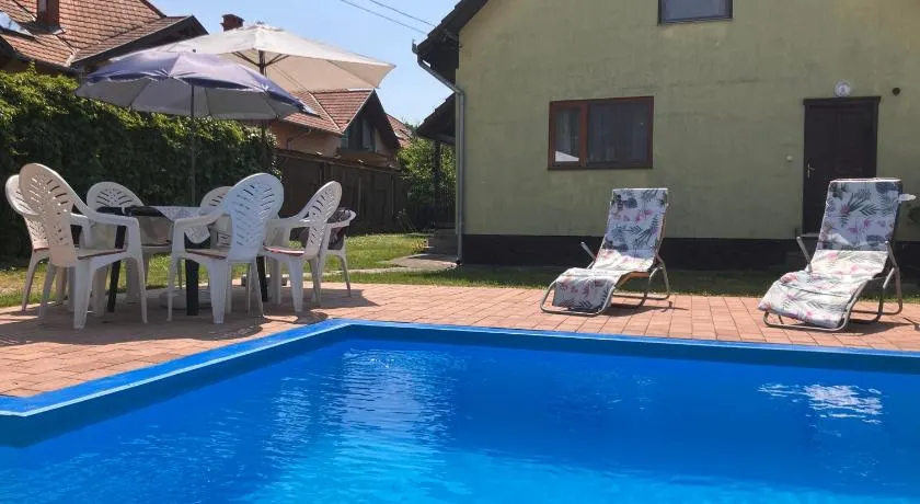 Lellei Pihenőház Balatonlelle - Image 1