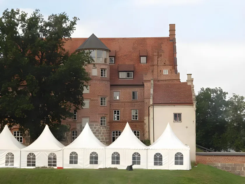Hotel Schloss & Gut Ulrichshusen - Image 1