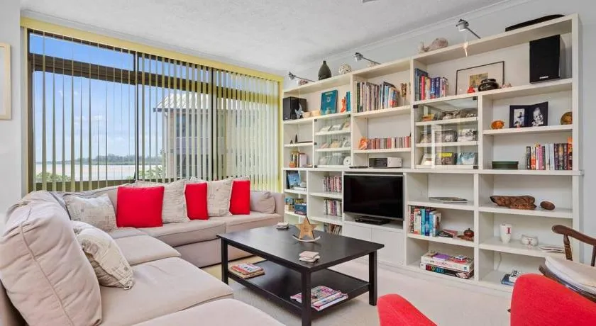 Family friendly apartment with a stunning view - Image 1