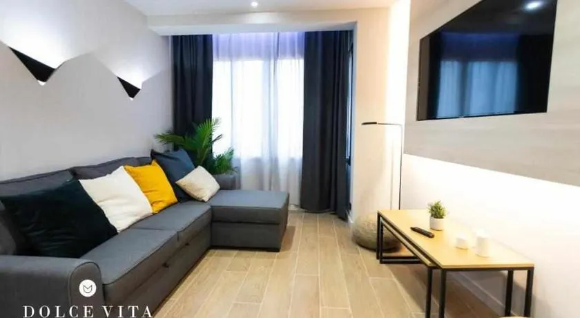 Apartamento Napoli , living suites en Vila real - Image 1