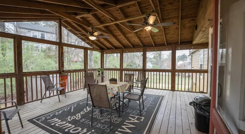 K & C Mountain View Cottage - Image 1