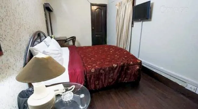 HillTop Hotel - Image 1