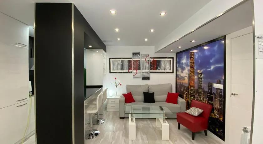 Precioso Apartamento Parque Picasso !!! - Image 1