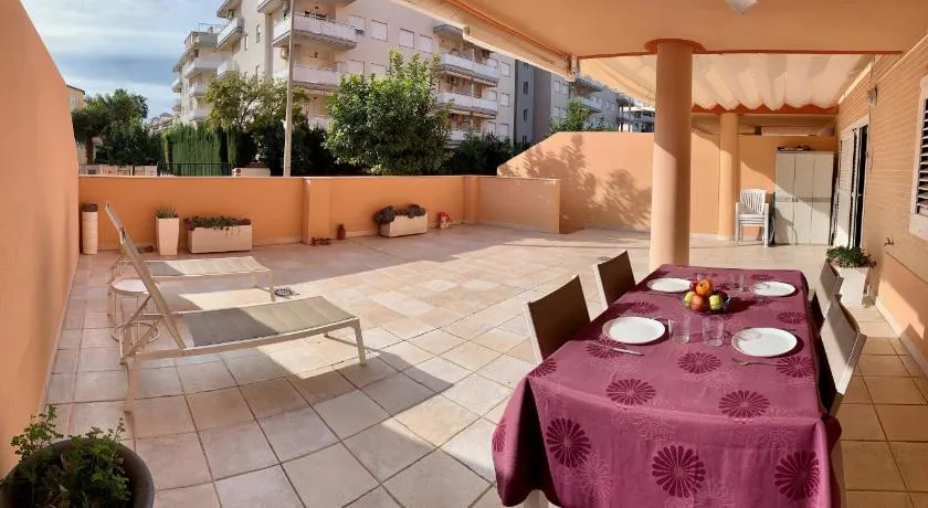 Apartamento Nuevo con Gran Terraza y Wifi en Canet - Image 1