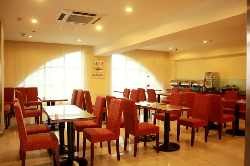 Hanting Hotel Meishan Chibi Middle Road - Image 1