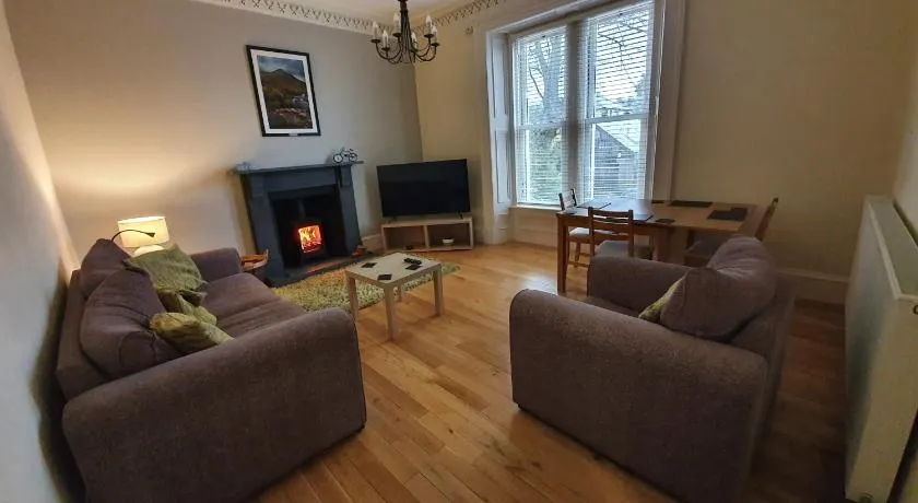 Lovely property in Central Broughty Ferry, Dundee - Image 1