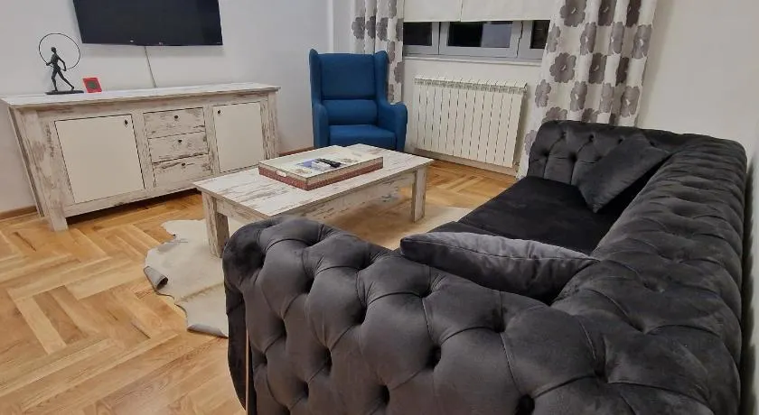 M48 apartments - Image 1