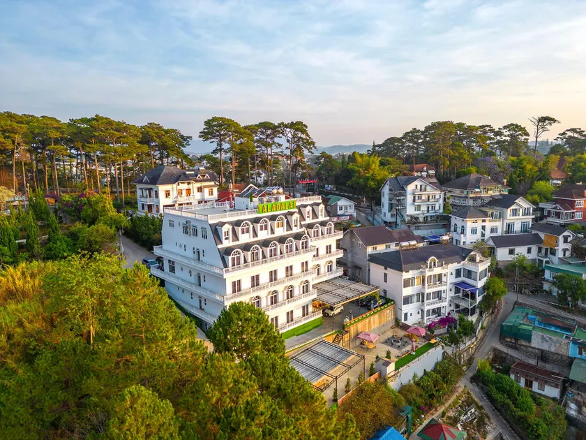 TALA Dalat Hotel - Image 1