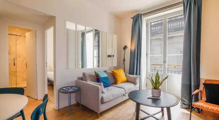 Magnifiques Appartements - Face a la Gare - Image 1