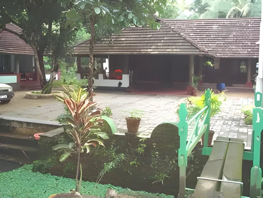 Kodianthara Heritage Farmhouse - Image 1