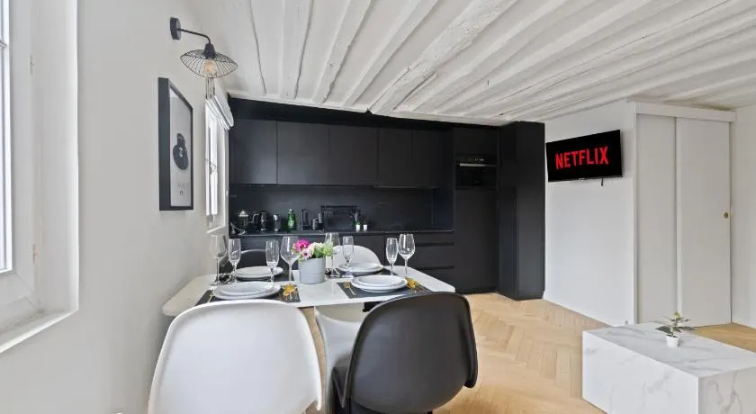 Élégant Appartement près du Musée du Louvre et du Jardin des Tuileries Free Netflix - Image 1