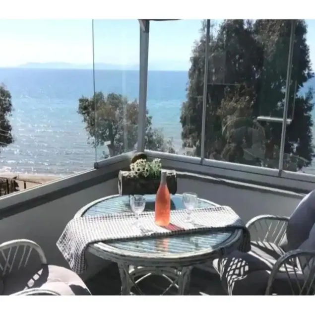 Beachfront cozy apartment - Image 1