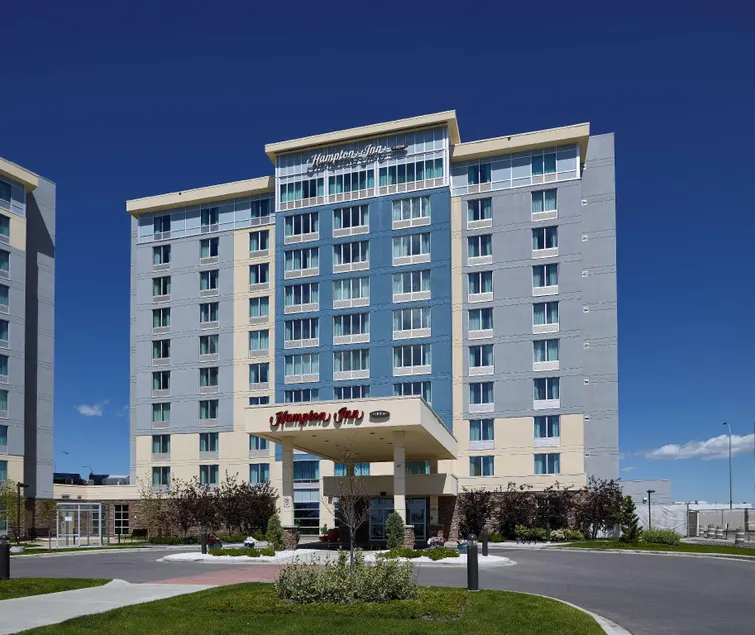Hampton Inn by Hilton Calgary Airport North - Image 1