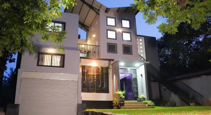 PEREGRINE Villa - Image 1